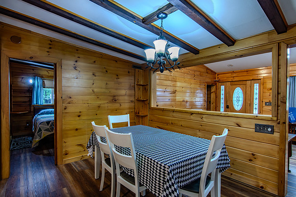 18 Mayflower Ln-12