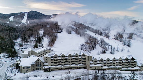 Mountian CLub under fisrt snaw fall 25