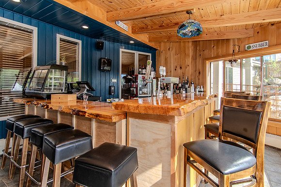 Black Diamon Cafe-3