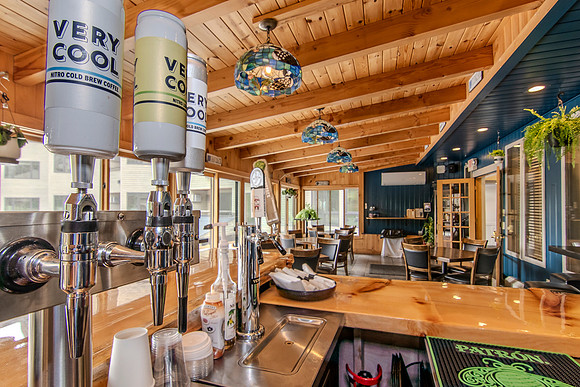 Black Diamon Cafe-7