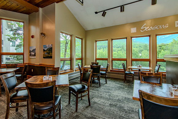 Season Restaurant-3