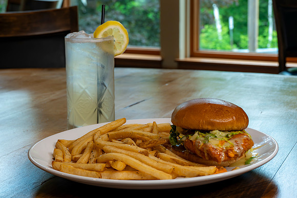 NASHUA HOT CHICKEN-SANDWICH 3
