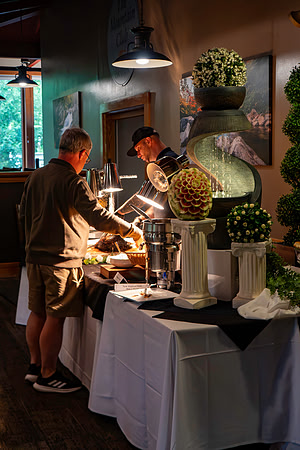 Buffet Service 4