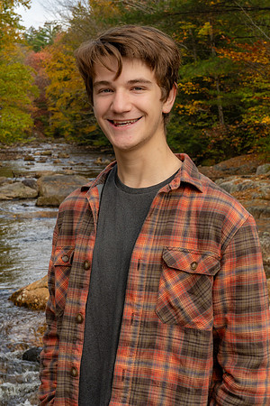 Gavin Thibault Senior Portrait (1 of 10)