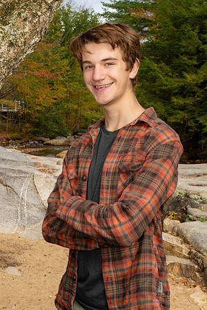 Gavin Thibault Senior Portrait (7 of 10)
