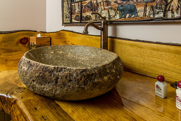 Woodstock Station Inn sink