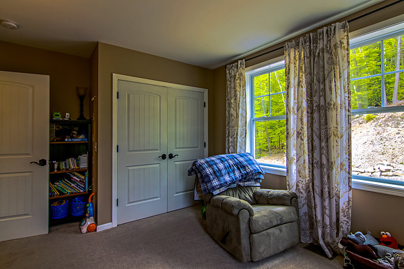 142 Yasmin Dr (33 of 61)
