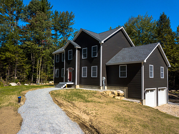 594 Kearsarge Ave (1 of 49)