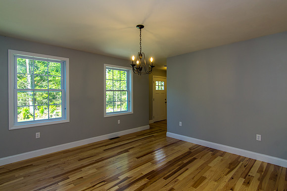 594 Kearsarge Ave (12 of 49)