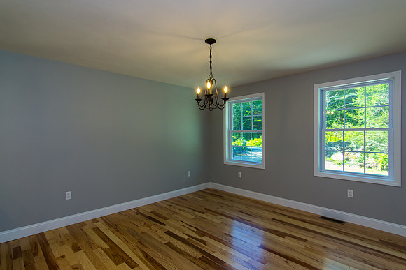 594 Kearsarge Ave (13 of 49)
