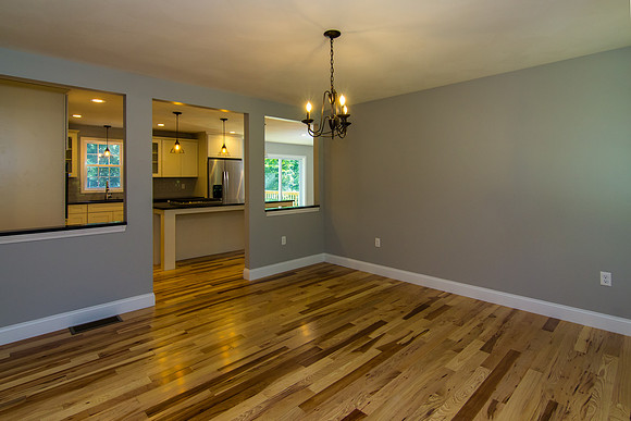 594 Kearsarge Ave (14 of 49)