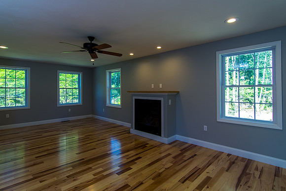 594 Kearsarge Ave (17 of 49)