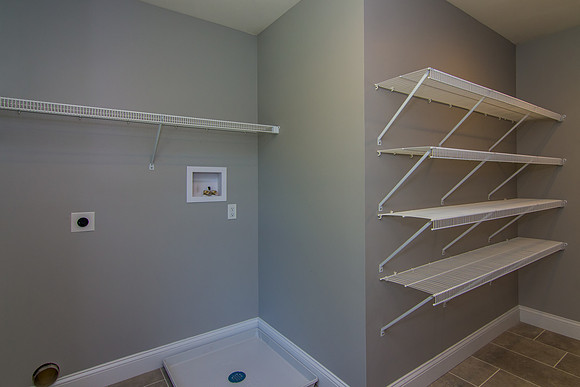 594 Kearsarge Ave (37 of 49)