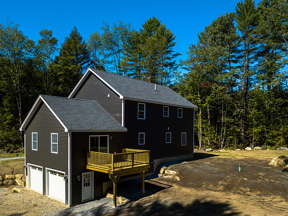 594 Kearsarge Ave (41 of 49)