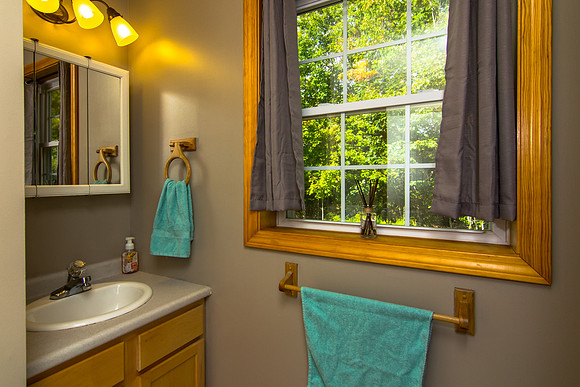 70 Rogers Rd (16 of 51)