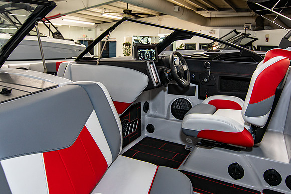 Red Malibu (10 of 12)