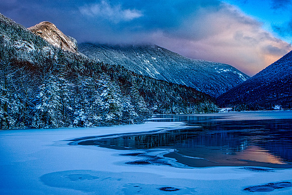 Dusk in the Notch