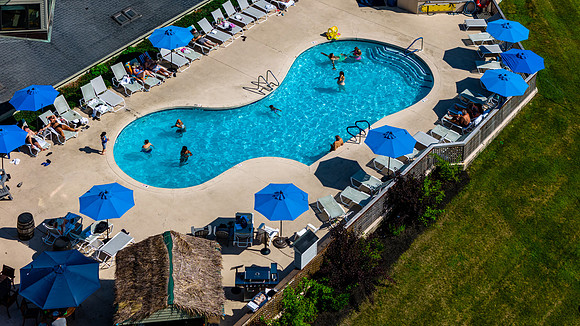 MC outdoor pool 15