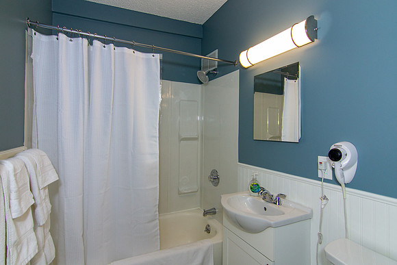 75 Treetop Cir-12