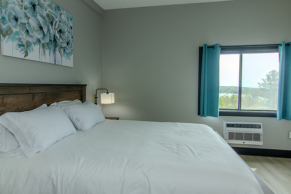 75 Treetop Cir-3