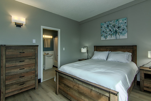 75 Treetop Cir-2